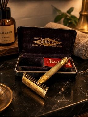 Vintage Gillette 1930s Brass Safety Razor Kit | Original Case | Gold Tone